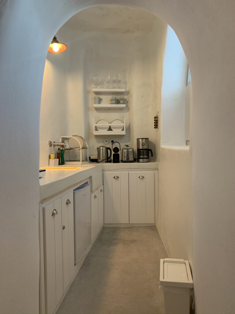 The Kitchenette in the Cave Suite 